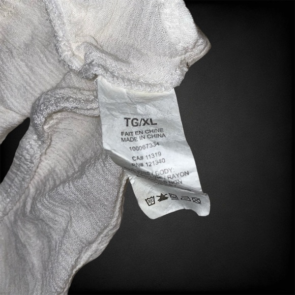 Garage Babydoll Peplum Halter Cami in Snow White - Picture 4 of 8